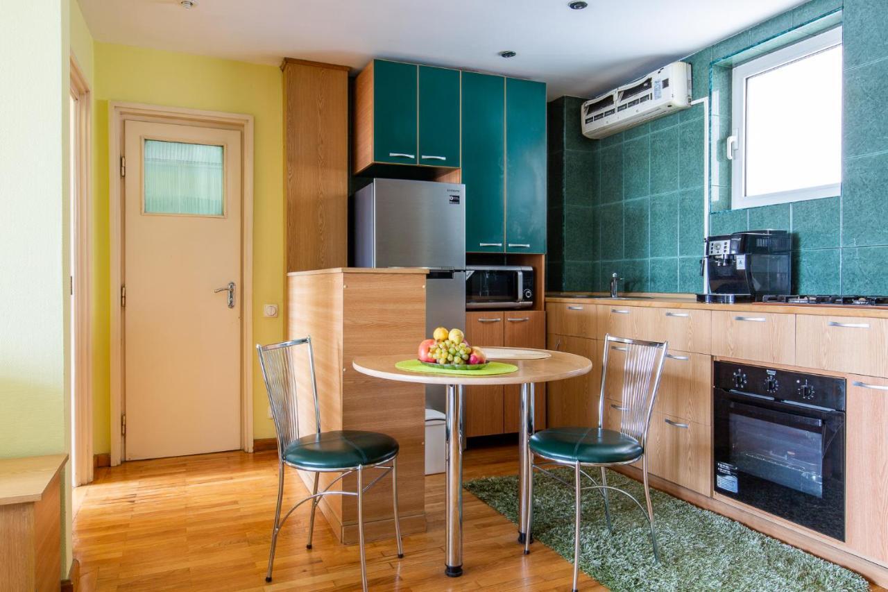 Cozy Apartment Bucarest Exterior foto